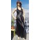 Robe longue noire, nouée derrière le cou en satin